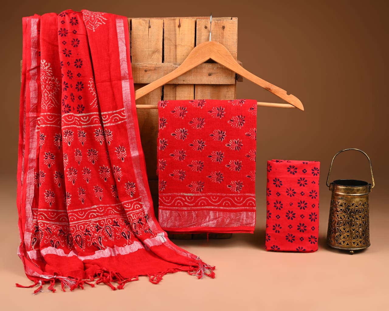 Premium Linen‑Cotton Suit with Zari Border (BACLS21)
