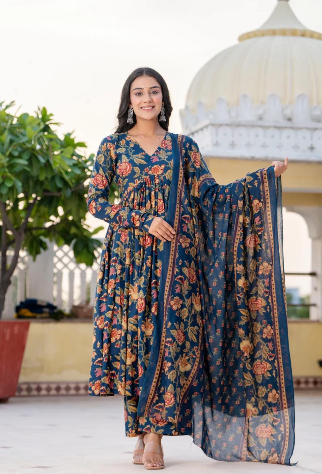 COTTON ANARKALI SUIT SETS BEAUTIFUL NECK LINE & ON NECK