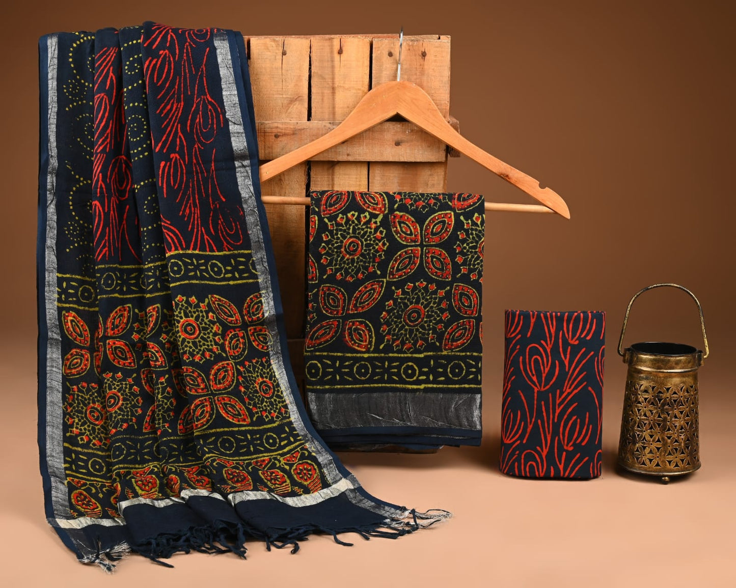 Premium Linen‑Cotton Suit with Zari Border (BACLS23)
